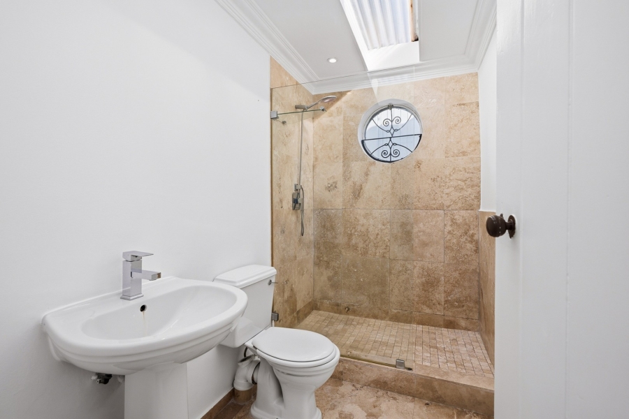 To Let 2 Bedroom Property for Rent in Oranjezicht Western Cape